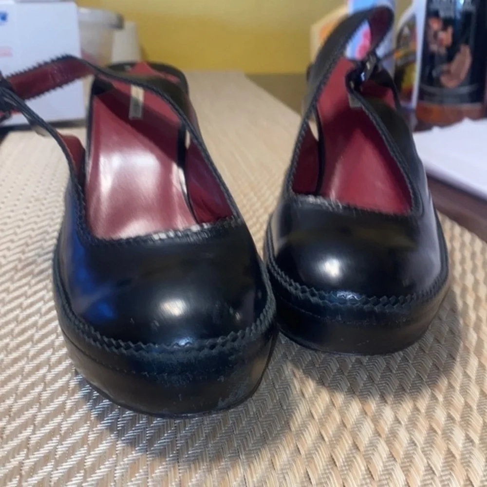 👠👠LEATHER TOP AND SOLE , MAX STUDIO Beautiful school girls in HEEL 👠…SIZE10M
